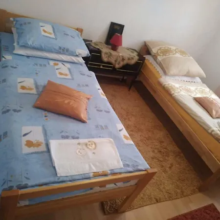 Ana Apartment